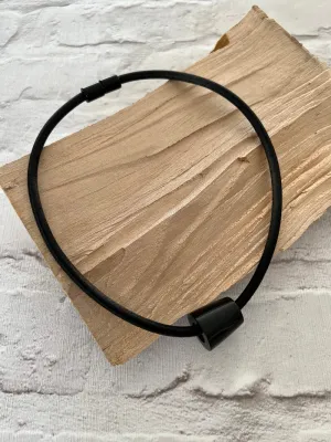 Calitaa Luxury Collection Cone Bead Black