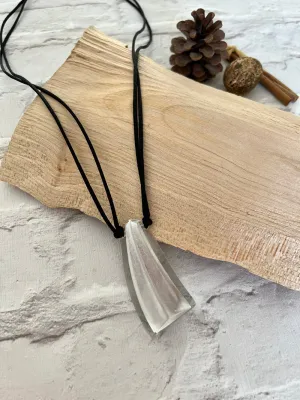 Calitaa Luxury Pendant Necklace Shimmer Silver
