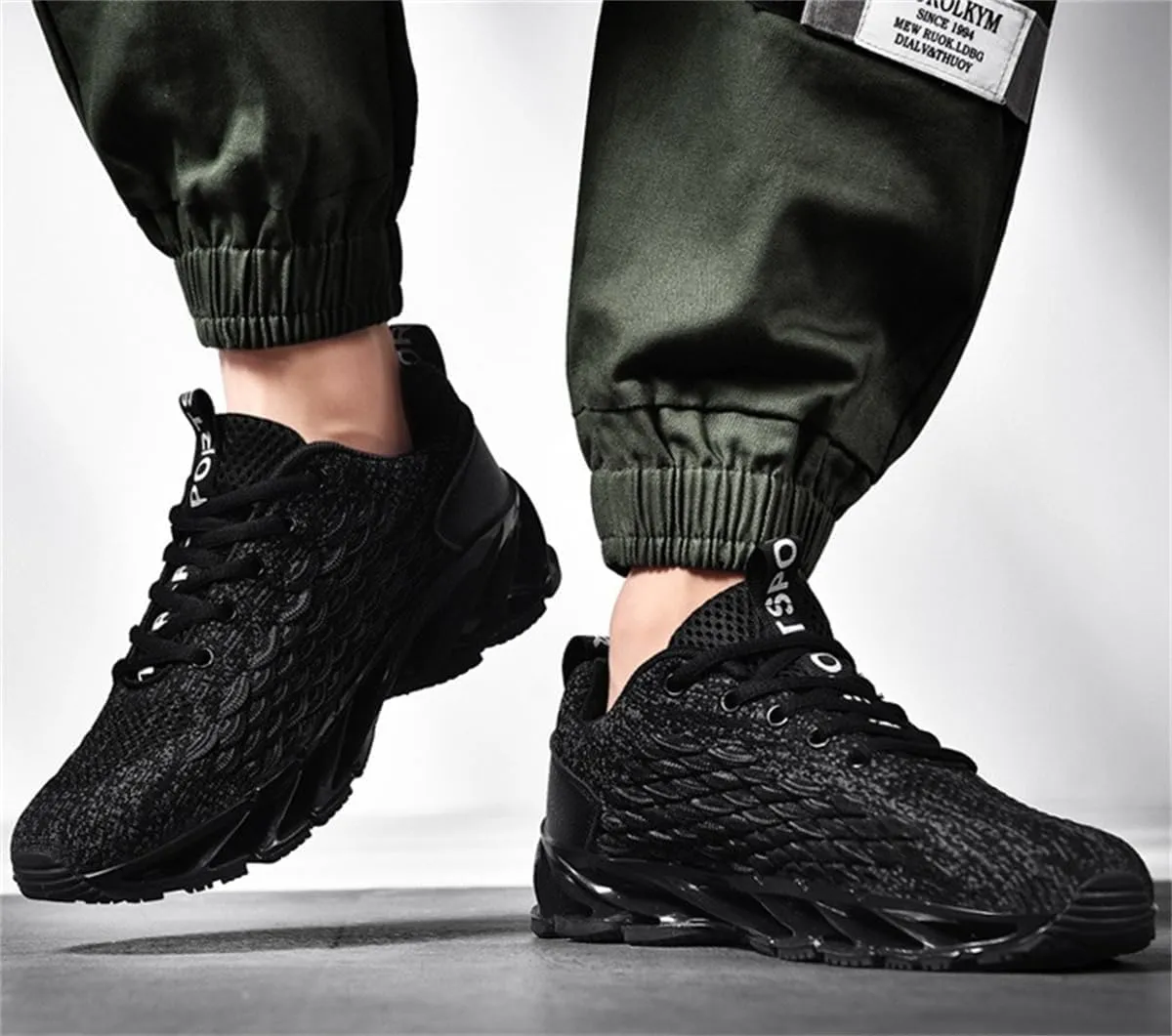 Men's Running Shoe, Breathable Mesh Walking Sneakers, 2024 Fashion Casual Non-Slip Cushioning Sport Athletic Gym Workout Shoes