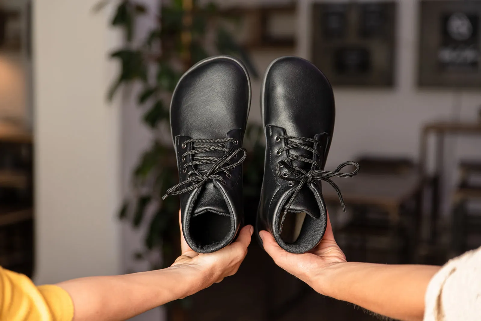 Men’s xWide barefoot Sundara Ankle boots