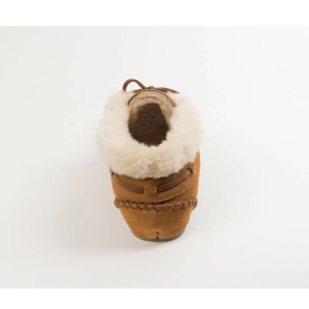 Minnetonka Kilty Hardsole Black Moccasins