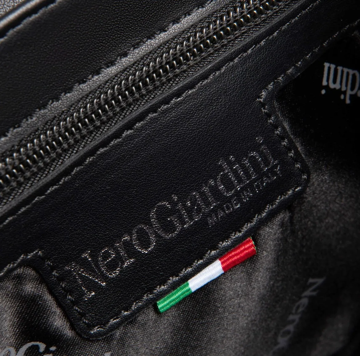 Nerogiardini black patent leather cross body handbag
