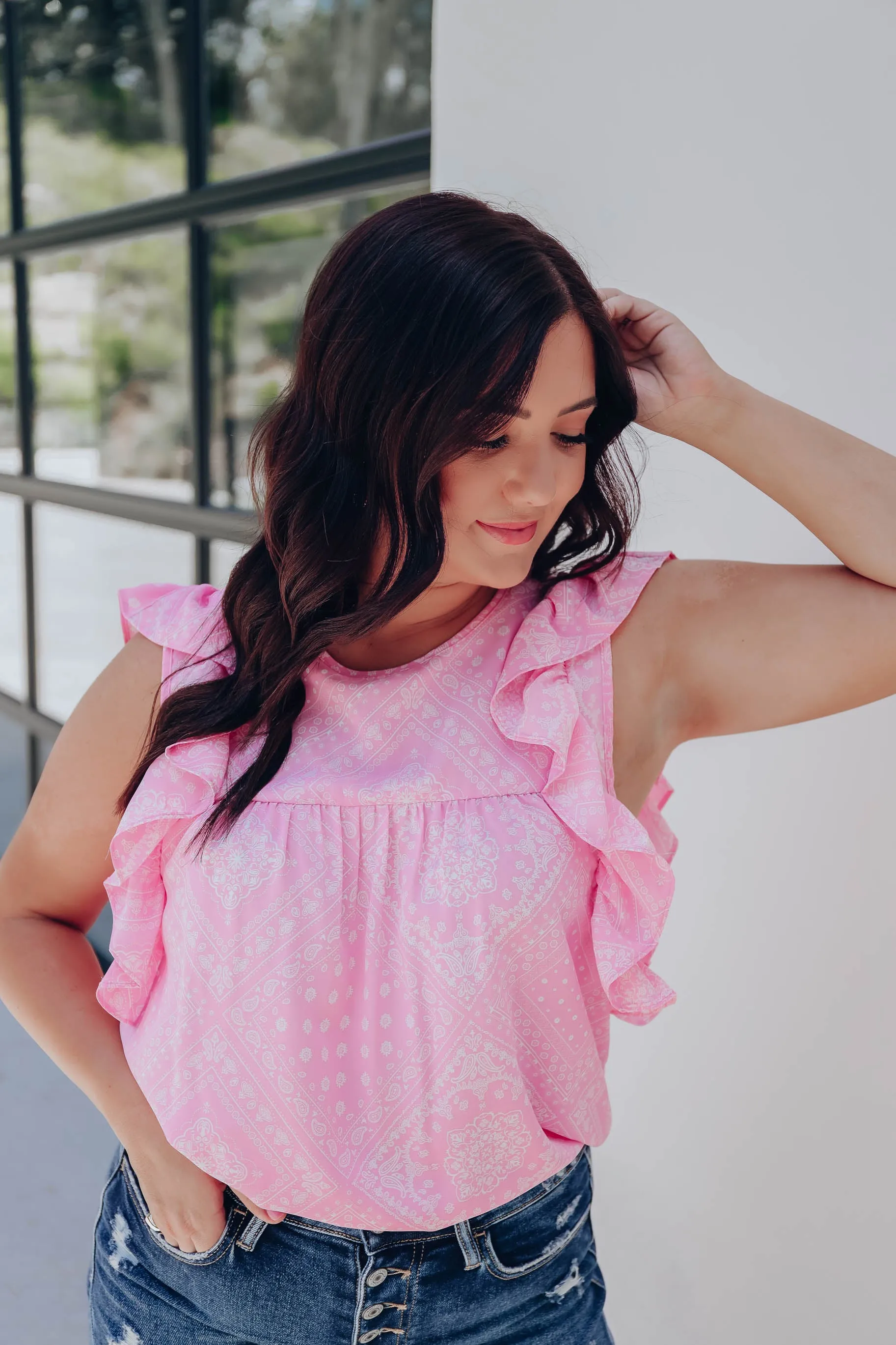 Pretty Paisley Sleeveless Blouse - Pink