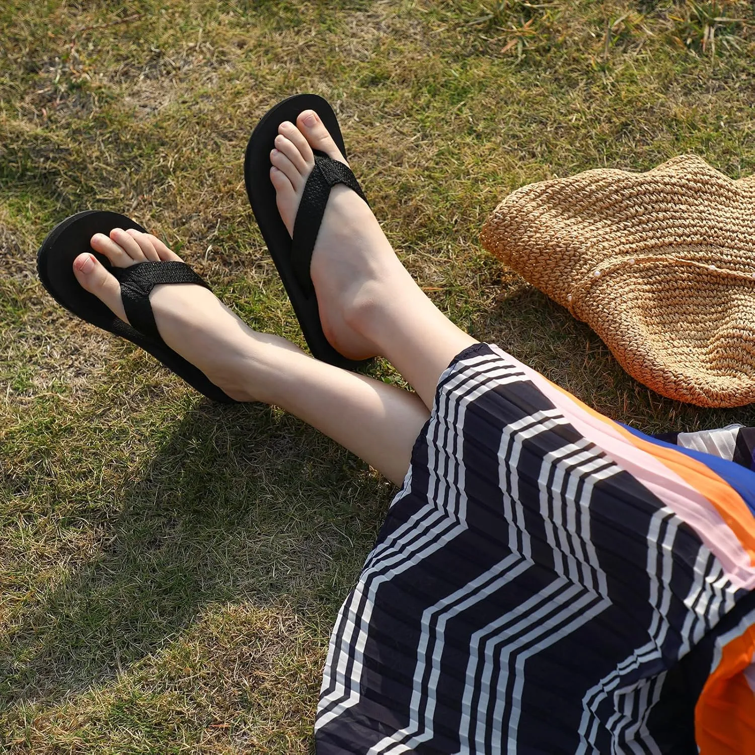STQ Womens Quick Dry Flip FlopsArch Support Thong Sandals