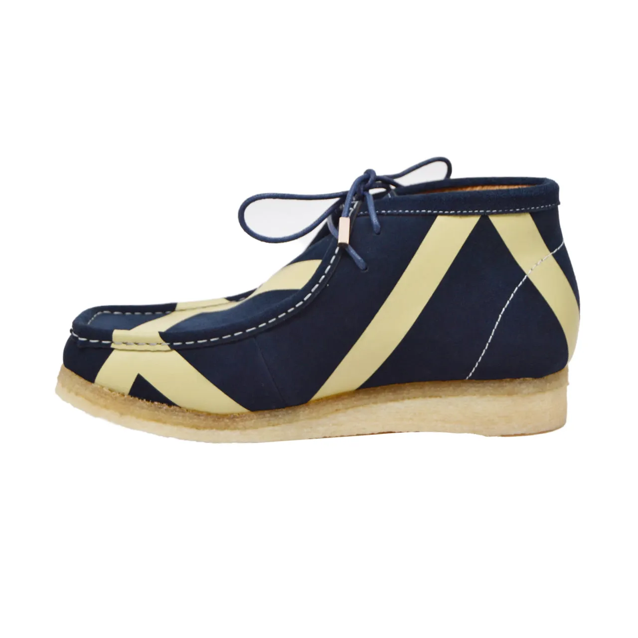 Walker Stripe Three Quarter Mens Casual Shoe with Unparalleled Comfort and Durability Luxurious