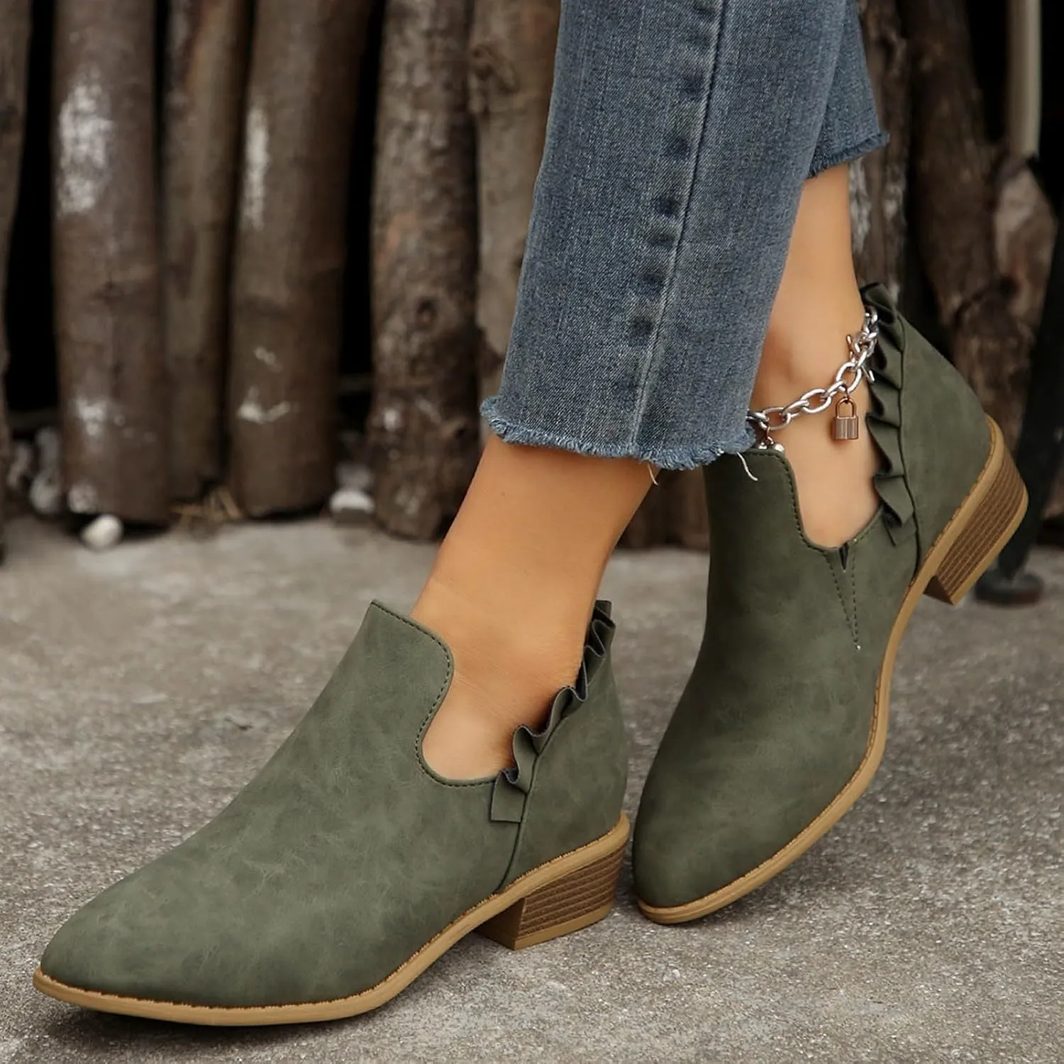 White Cowgirl Boots Woman Side Zipper Ankle Boots Suede Pointy Toe Block Chunky Short Heels Girls Ladies Fall Winter